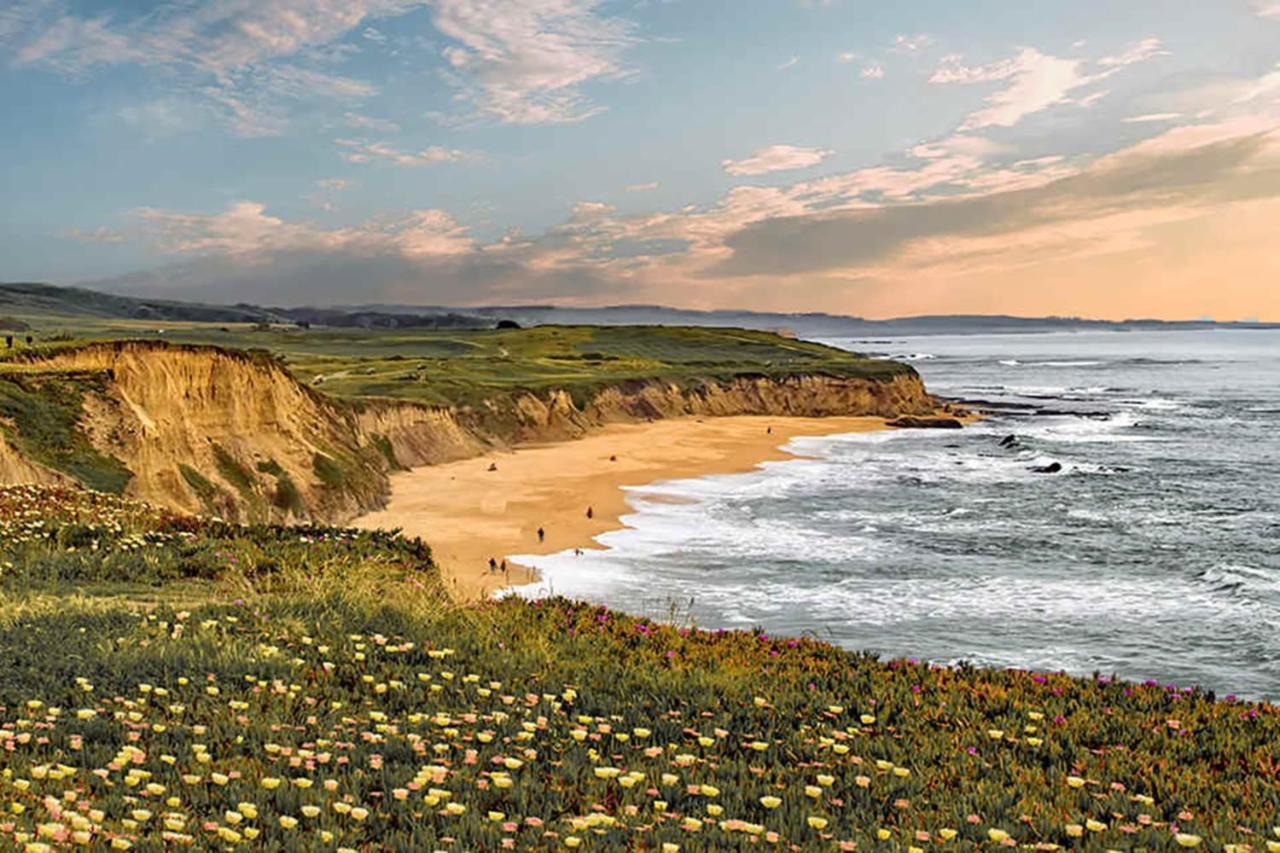 Beach Villa Home - Walk To Beaches Trails Restaurants Activities & More Half Moon Bay Esterno foto