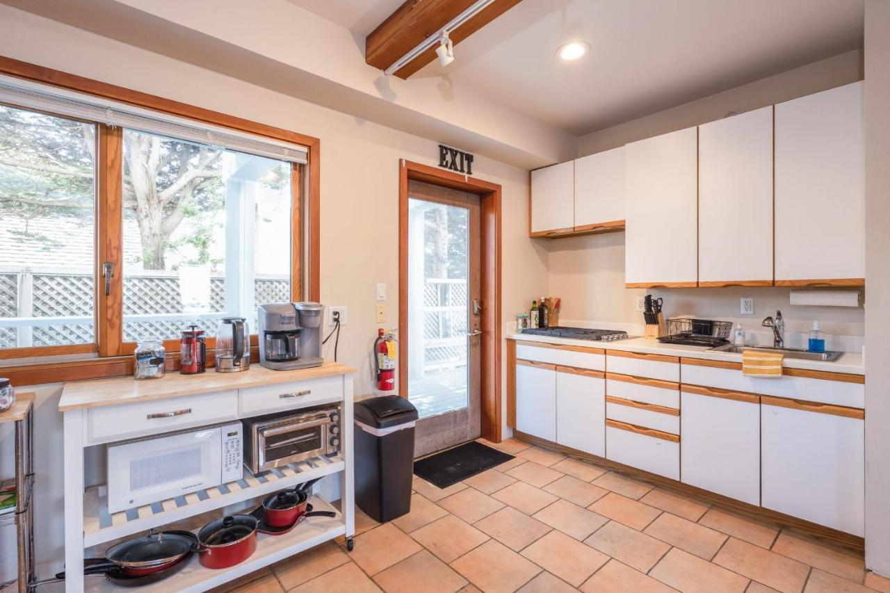 Beach Villa Home - Walk To Beaches Trails Restaurants Activities & More Half Moon Bay Esterno foto